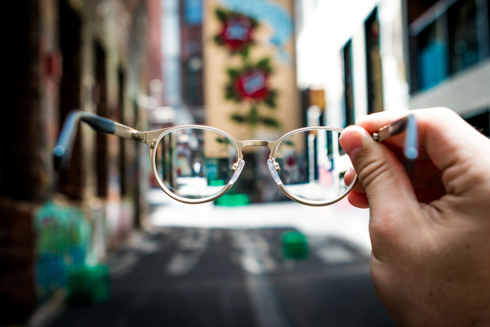 What Signal-Based Sourcing Actually Means